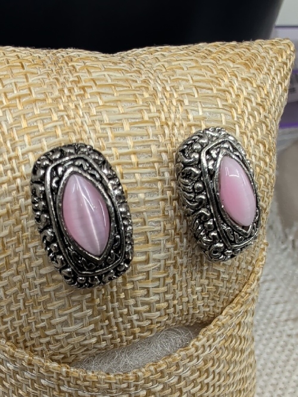 Vintage Silver Tone Pink Cat's Eye Pendant & Earring Set Demi Parure - Picture 13 of 17